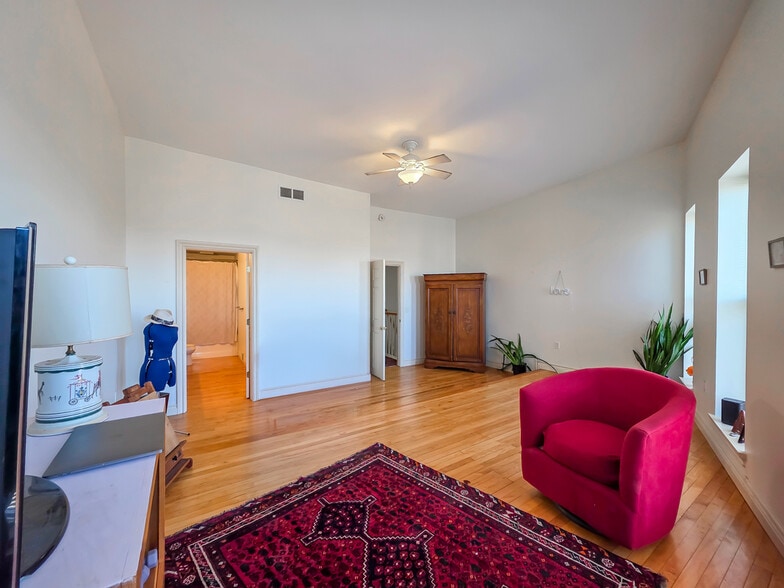 More Photos Of 8 E Front St, Monroe Storefront Retail Residential For Sale