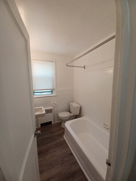 More Photos Of 185-191 E Walnut Ln, Philadelphia Apartments For Sale