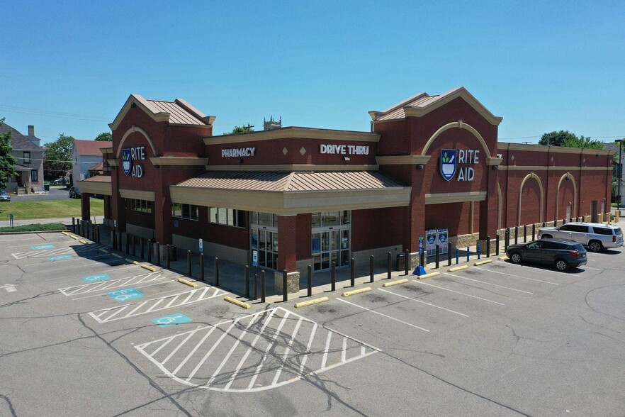 Primary Photo Of 115 5th St, Ellwood City Drugstore For Sale