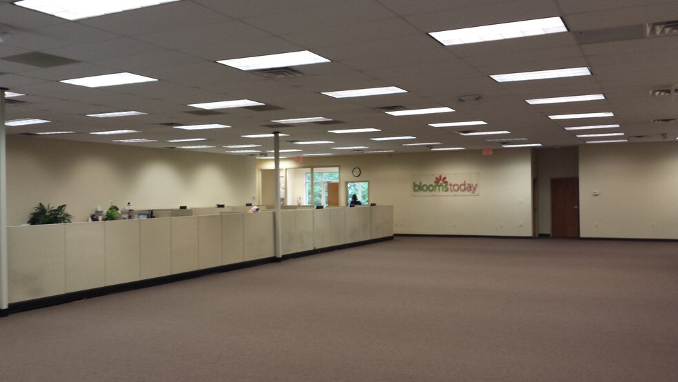 More Photos Of 15405 John Marshall Hwy, Haymarket General Retail For Sale