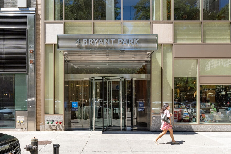 More Photos Of 4 Bryant Park, New York Office For Lease