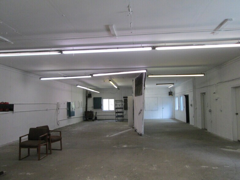 More Photos Of 17831 Co 1 Rd, Florissant Manufacturing For Sale