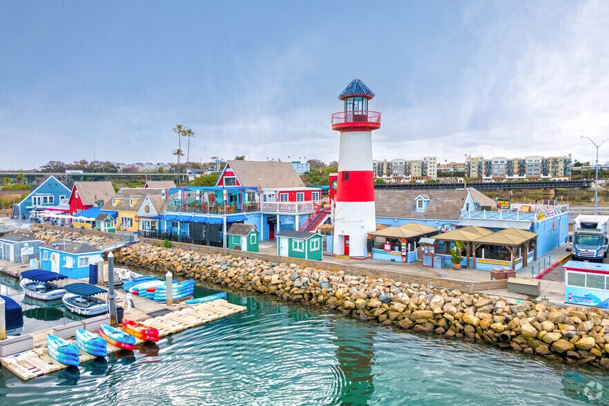 More Photos Of 274 Harbor Dr S, Oceanside Unknown For Lease