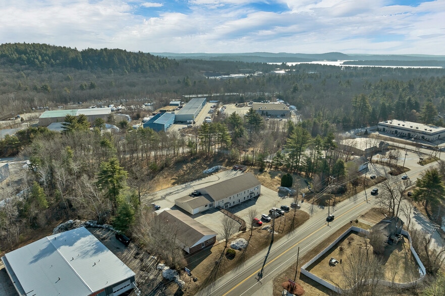 More Photos Of 45 Londonderry Tpke, Hooksett Office For Lease