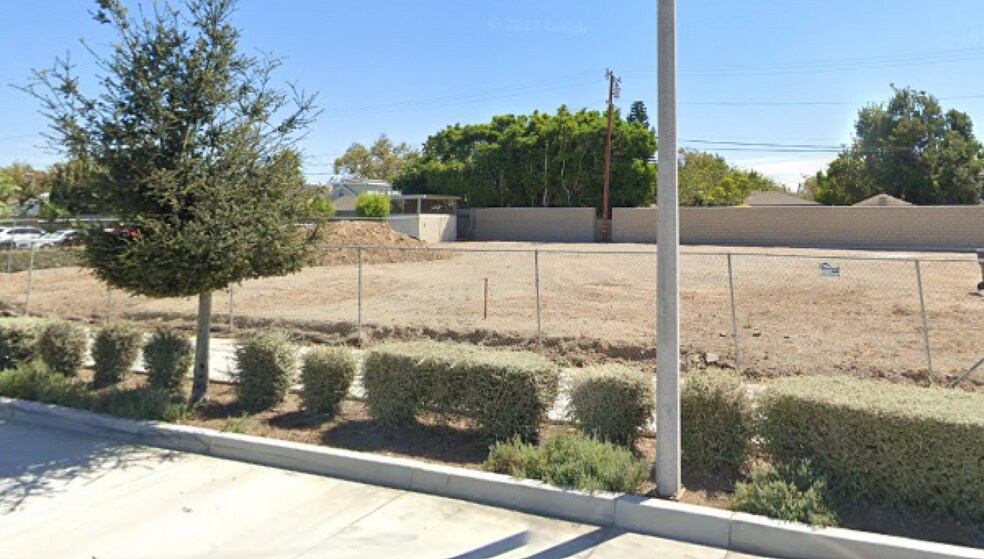 Primary Photo Of 1417 N Bristol St, Santa Ana Land For Lease