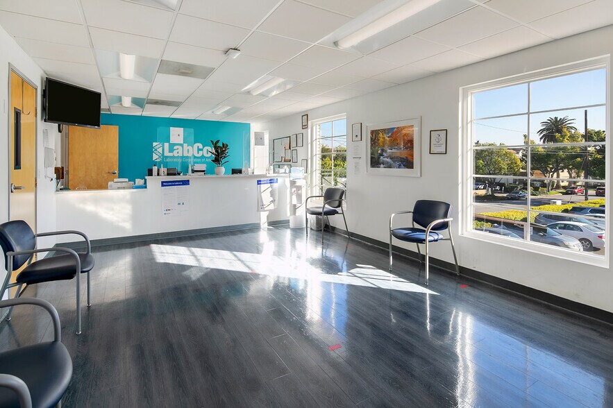 More Photos Of 960 E Green St, Pasadena Medical For Sale