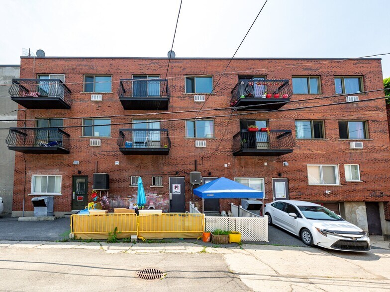 More Photos Of 7211-7219 Saint-Denis, Montréal Apartments For Sale