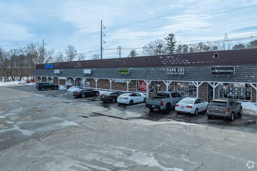 Primary Photo Of 326 S Broadway, Salem Unknown For Lease