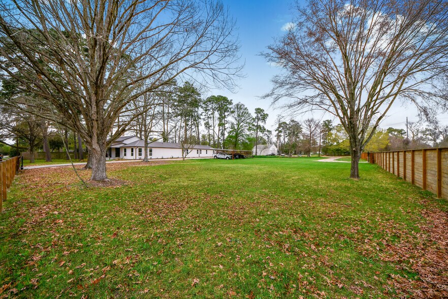 More Photos Of 5310 Logston Ln, Spring Flex For Sale