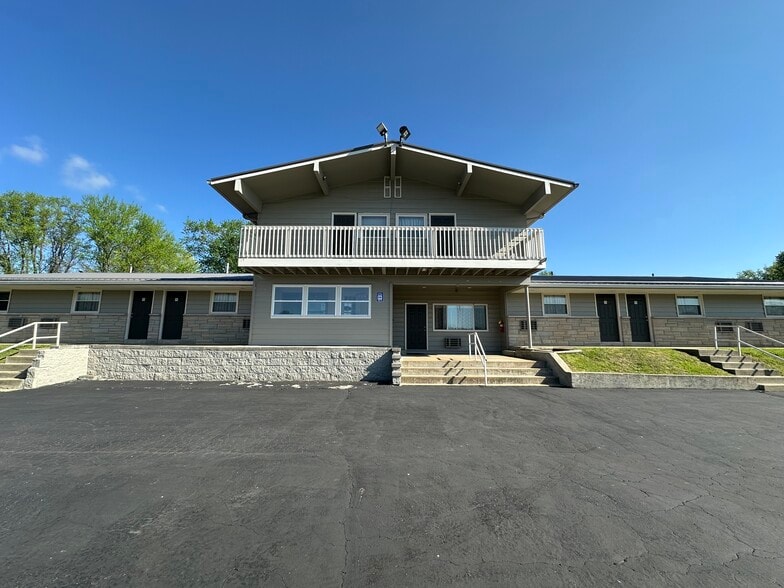 More Photos Of 6405 Glenn Hwy, Cambridge Hotel For Sale
