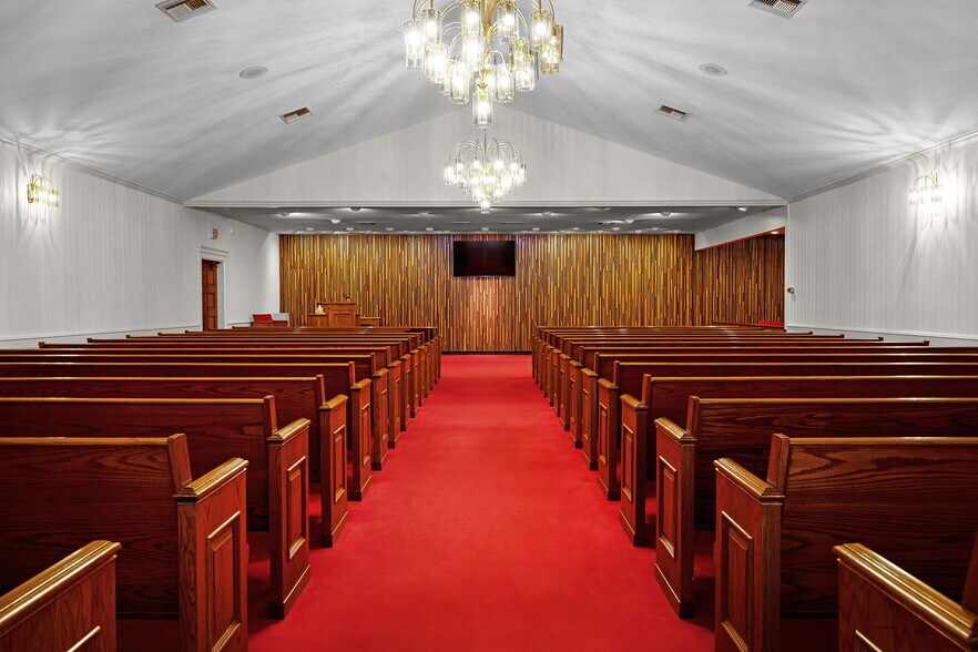 More Photos Of 1071 FM 2673, Canyon Lake Specialty For Sale