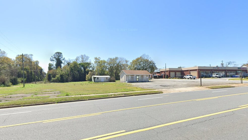 Primary Photo Of 213 Watson Blvd, Warner Robins Land For Sale