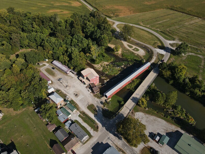 More Photos Of 8104 Bridgeton Rd, Bridgeton Specialty For Sale