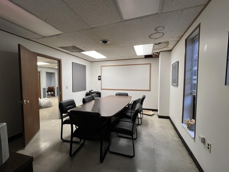 More Photos Of 4265 Main st, Hemlock Manufacturing For Sale