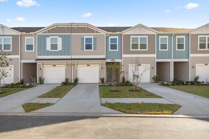 Primary Photo Of 3483 SE 37th Ct, Ocala Apartments For Sale