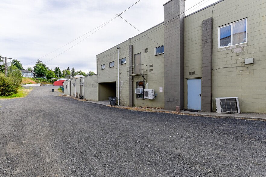 More Photos Of 535 Pine St, Potlatch Storefront Retail Office For Sale