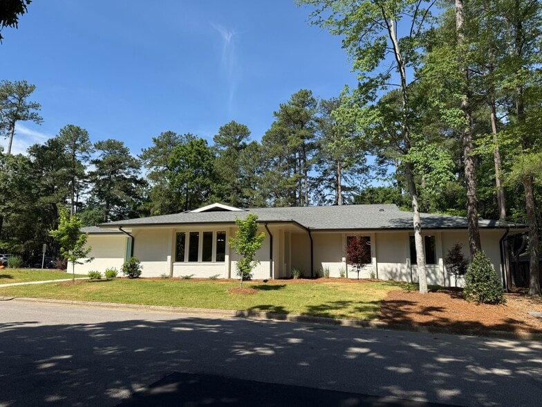 More Photos Of 4905 Professional Ct, Raleigh Medical For Lease