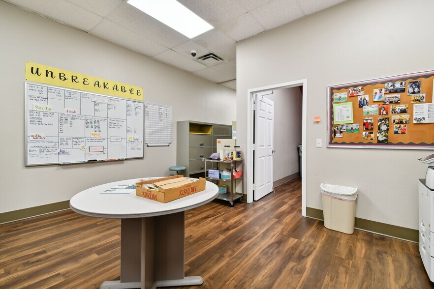 More Photos Of 772 Cortaro Dr, Sun City Center Medical For Sale