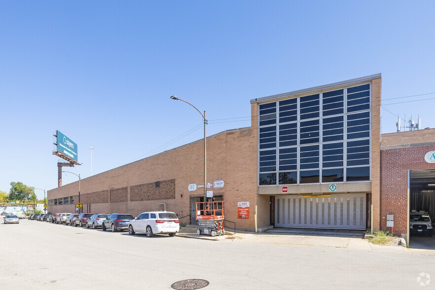 Primary Photo Of 4319-4321 N Knox Ave, Chicago Warehouse For Lease