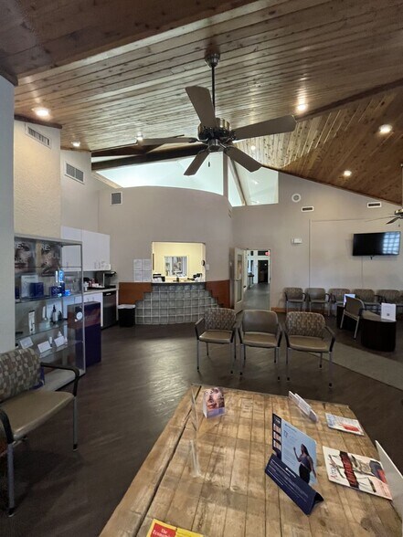 More Photos Of 540 Fontaine St, Pensacola Medical For Sale