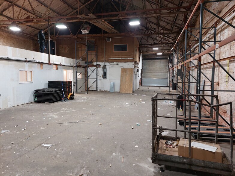 More Photos Of 4 53rd St, Brooklyn Industrial For Sale