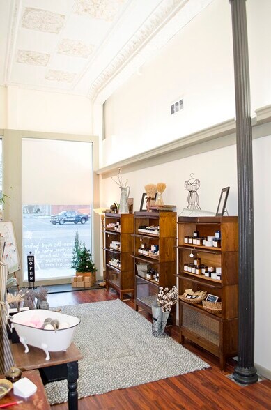 More Photos Of 21 E Main St, Cuba Storefront Retail Office For Lease