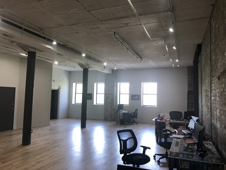 More Photos Of 845 W Washington Blvd, Chicago Loft Creative Space For Lease