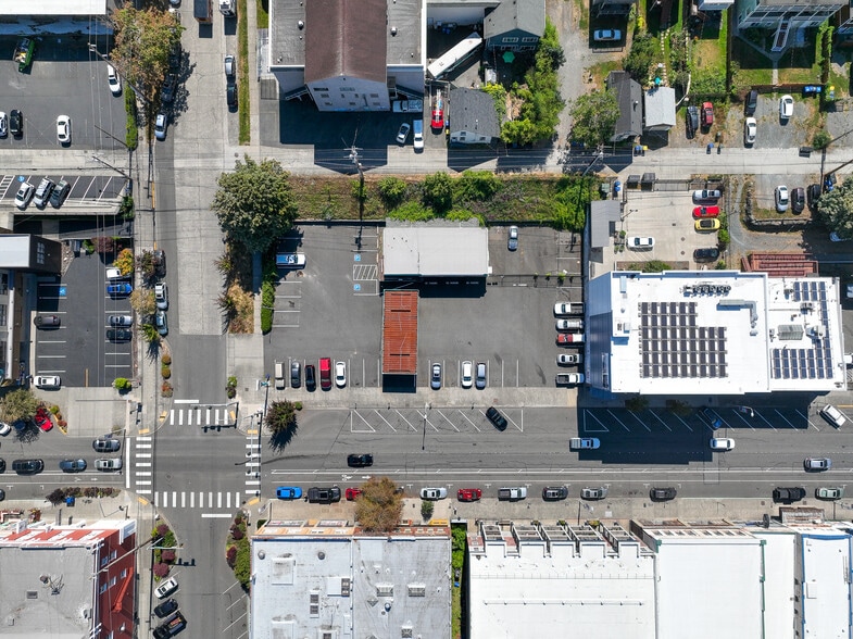 More Photos Of 1058 N State St, Bellingham General Retail For Sale
