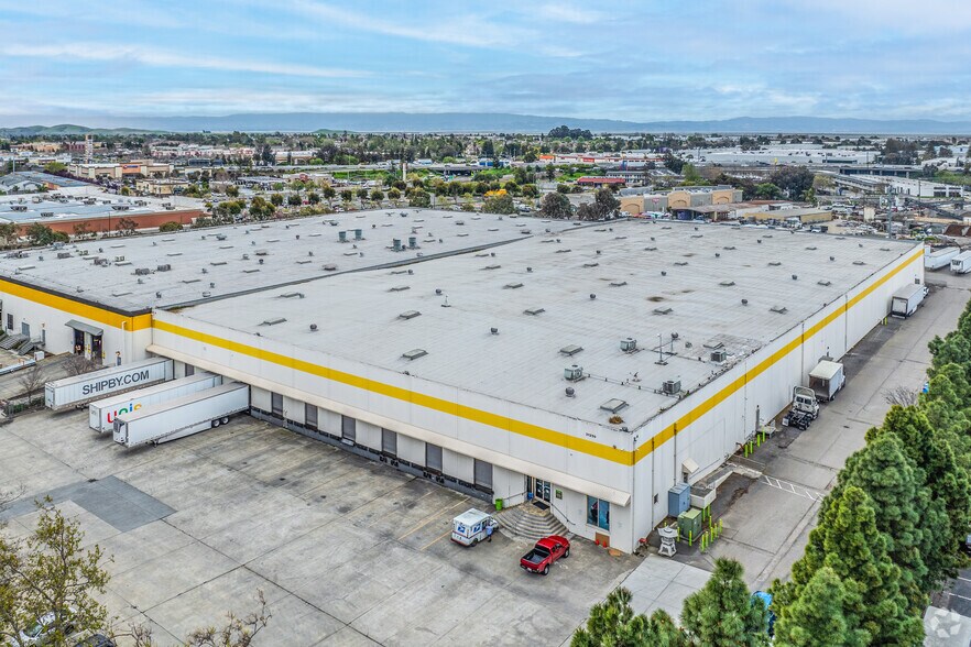 More Photos Of 31259 Wiegman Rd, Hayward Warehouse For Lease