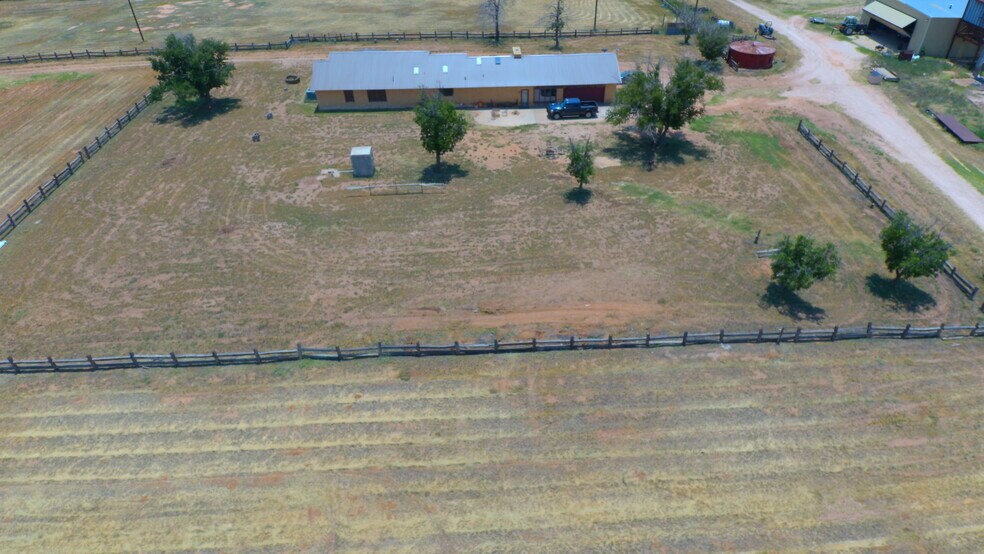 More Photos Of 1016 County Road E, Lamesa Land For Sale