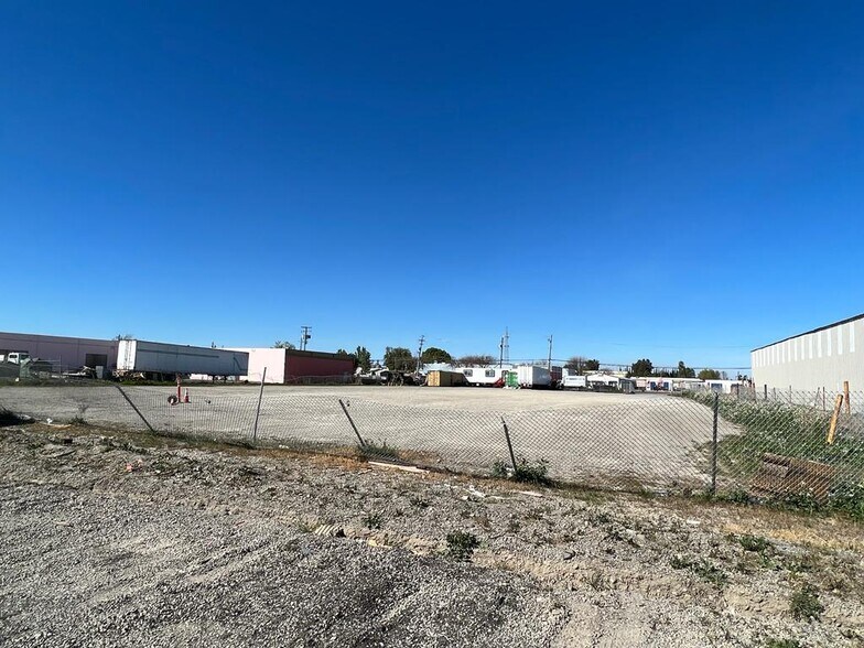 More Photos Of 1310 E Beamer St, Woodland Land For Sale