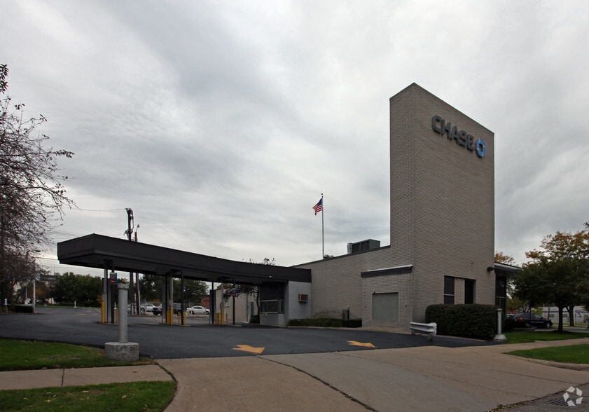 More Photos Of 1450 Trumbull St, Detroit Restaurant For Lease