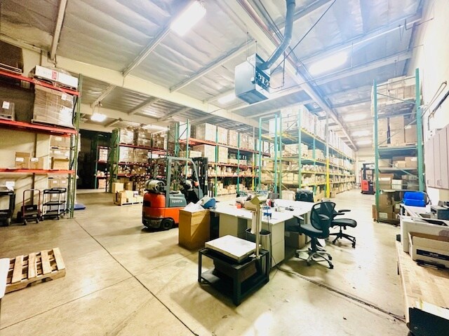 More Photos Of 1781 McGaw Ave, Irvine Warehouse For Lease