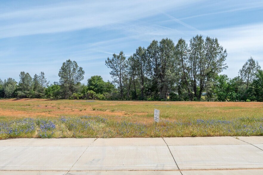 More Photos Of Airport Rd @ Rancho Rd, Redding Land For Sale