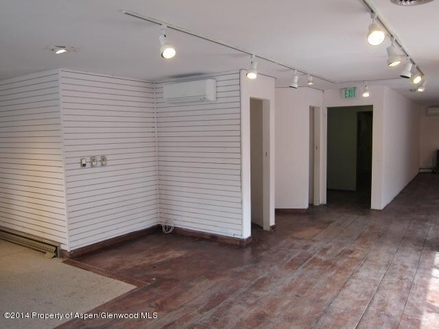 More Photos Of 400 E Hyman Ave, Aspen General Retail For Lease