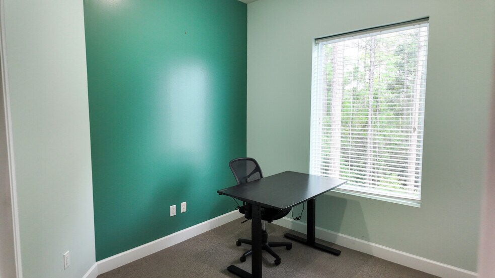 More Photos Of 327 S County Highway 393, Santa Rosa Beach Coworking Space