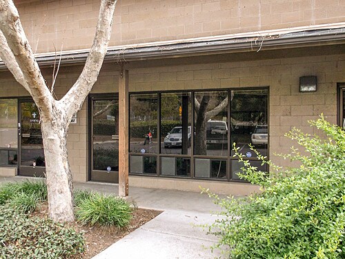 More Photos Of 6489 Calle Real, Goleta Research And Development For Lease