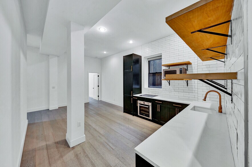 More Photos Of 245 Eldridge St, New York Apartments For Lease