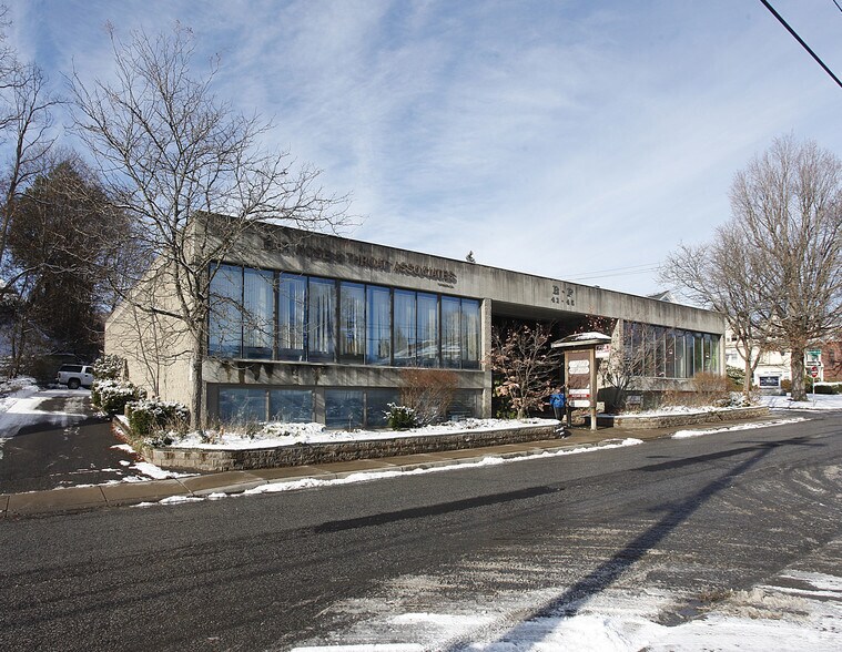 Primary Photo Of 41-45 Dietz St, Oneonta Medical For Sale