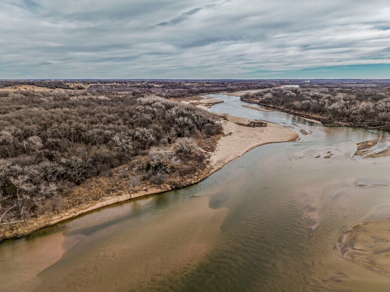 More Photos Of 79+/- Acres on 272nd Rd. Rd @ 41st Rd, Arkansas City Land For Sale