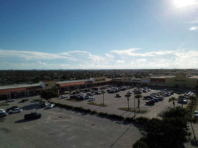 More Photos Of 959-991 E Eau Gallie Blvd, Melbourne Supermarket For Lease