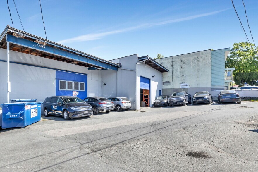 More Photos Of 1872-1874 Kingsway, Vancouver Storefront Retail Office For Sale