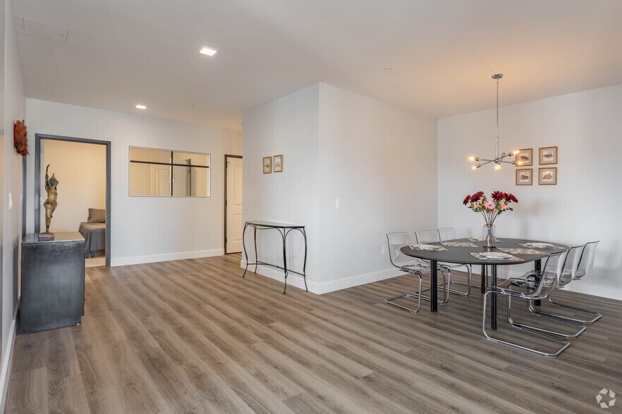 More Photos Of 159 S Main St, Akron Apartments For Lease