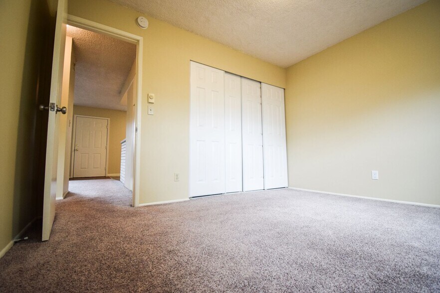 More Photos Of 12870 SW Allen Blvd, Beaverton Apartments For Sale