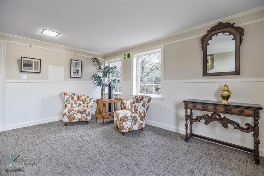 More Photos Of 3425 S 14th St, Abilene Lodge Meeting Hall For Sale