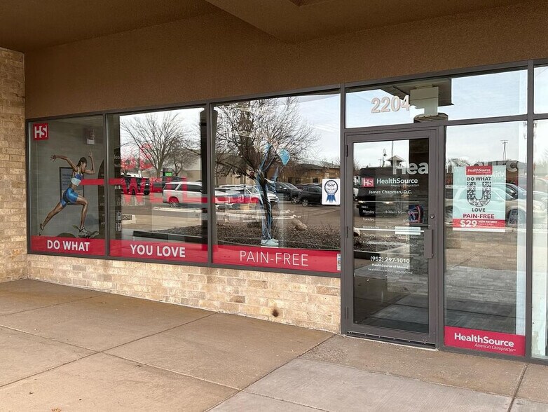More Photos Of 2200-2238 Commerce Blvd, Mound Storefront For Lease