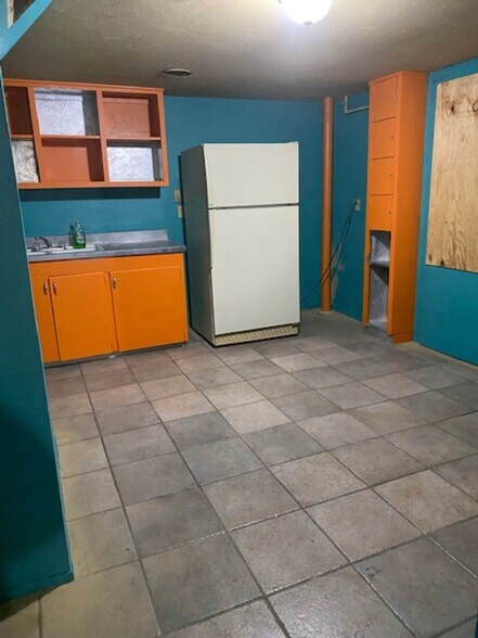 More Photos Of 2619 N Stone Ave, Tucson Freestanding For Lease
