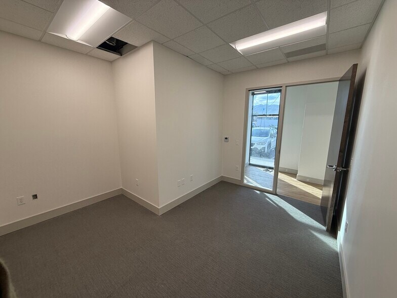 More Photos Of 321 W 1300 S, Heber City Office For Lease