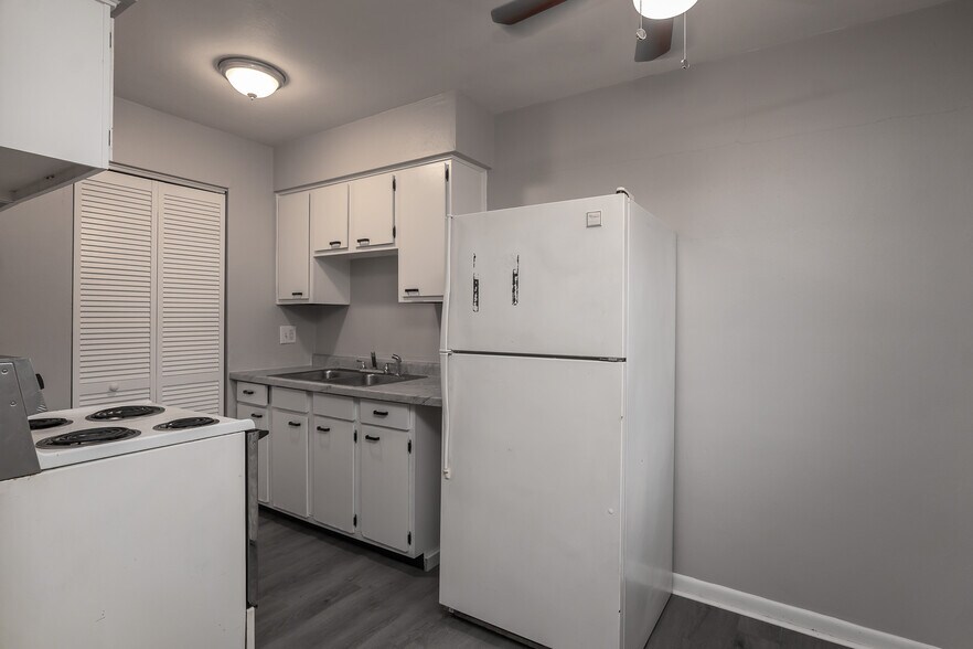 More Photos Of 2525 Germantown St, Dayton Apartments For Sale