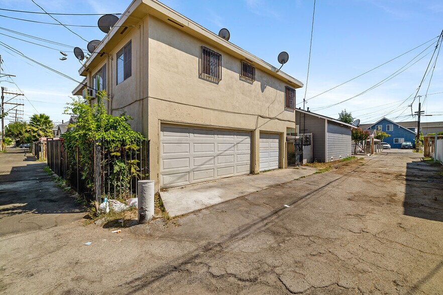 More Photos Of 115 S Fresno St, Los Angeles Apartments For Sale